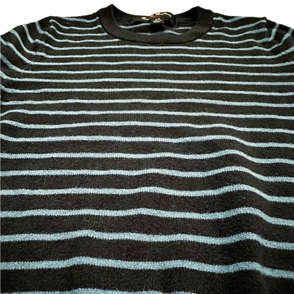 Brooks Brothers | Boys’ Cashmere Blend Sweater (XS) - Picture 2 of 6